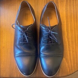 Johnston and Murphy boys size 7 black Leather dress Shoes